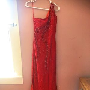 Red prom dress